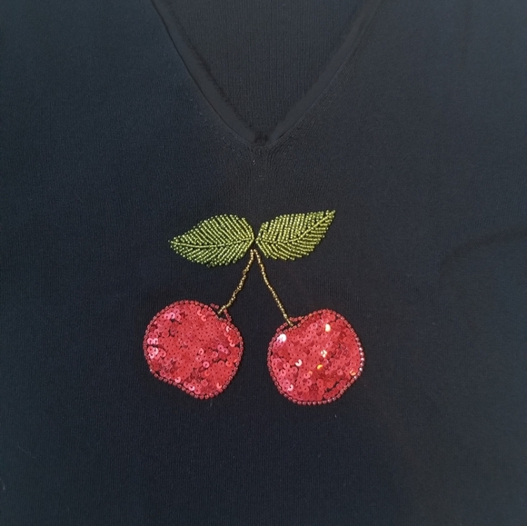 Vintage Berek Cherry Knit Top - Picture 3 of 6